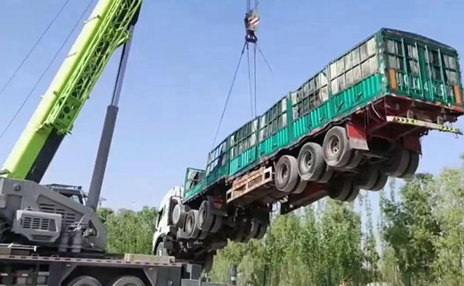 丹凤道路脱困救援案例